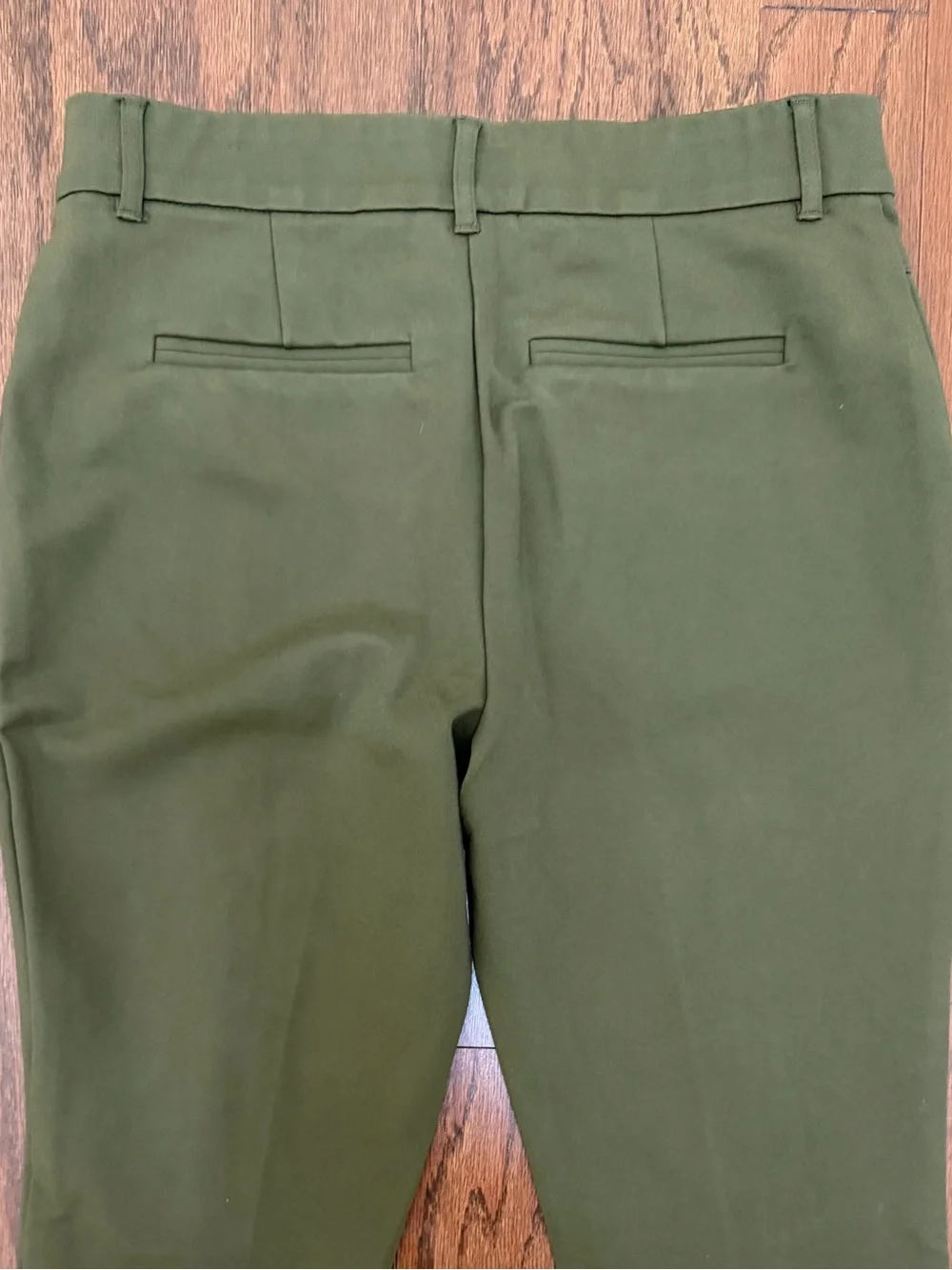 Chico's SO SLIMMING Olive Green High-Waist Elyse Pants Elastic Waistband - Picture 6 of 9